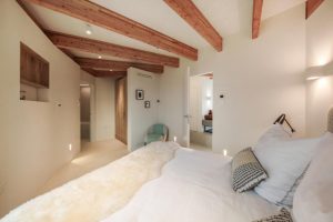 96392_KYC240352_L_IMG_15_0000