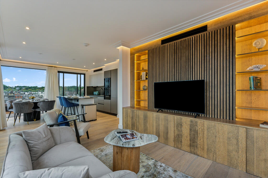 97525_KYC240328_L_IMG_00_0000