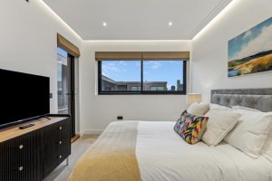 97525_KYC240328_L_IMG_02_0000