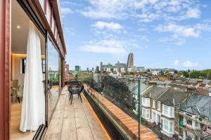 97525_KYC240328_L_IMG_05_0000