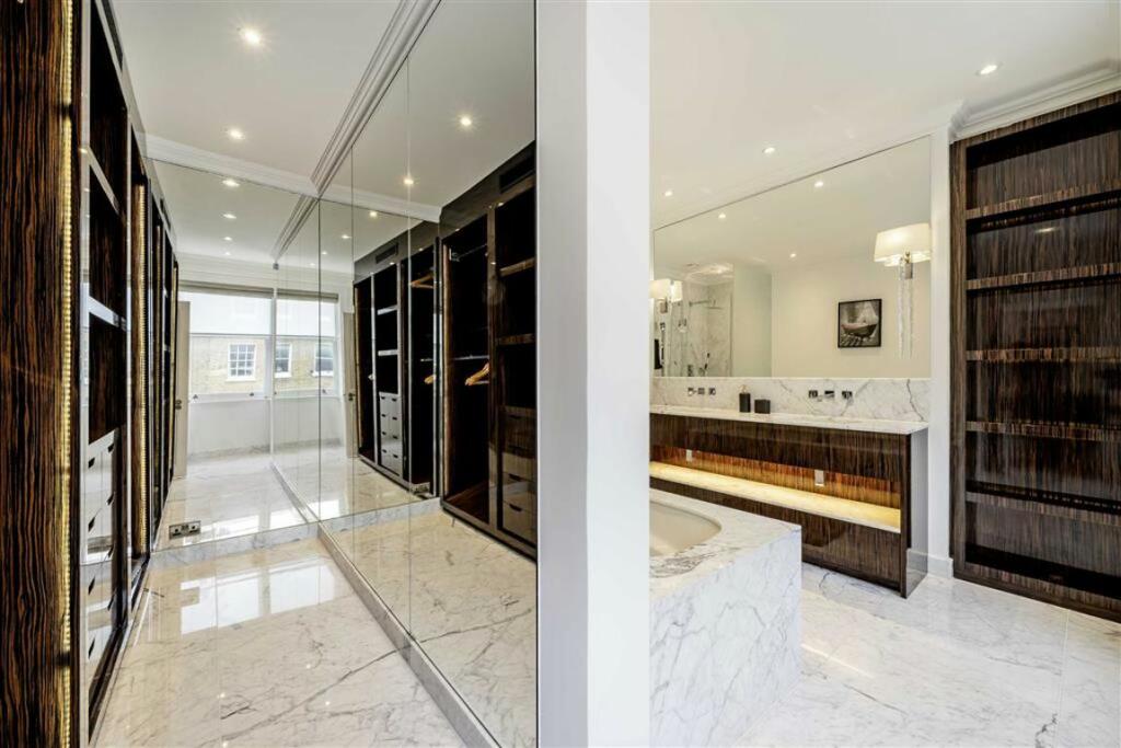 62293_33487473_IMG_11_0000