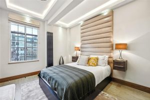 104936_CLV685264_L_IMG_09_0000