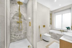 48606_MYL240117_L_IMG_31_0000