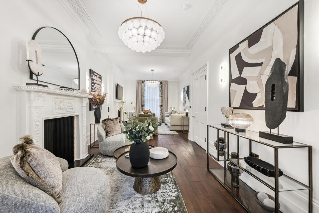 51283_KYC240471_L_IMG_01_0000