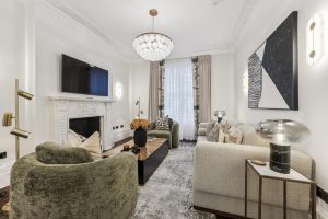 51283_KYC240471_L_IMG_03_0000