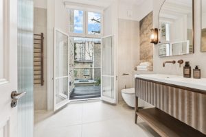 51283_KYC240471_L_IMG_07_0000