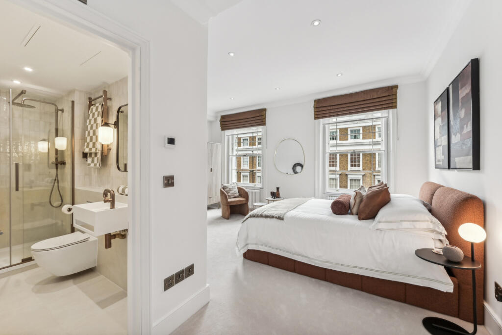 51283_KYC240471_L_IMG_14_0000