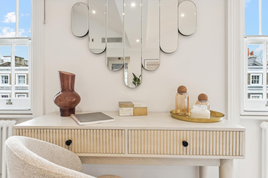 51283_KYC240471_L_IMG_18_0000