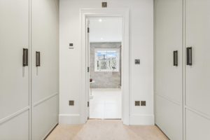 51283_KYC240471_L_IMG_21_0000