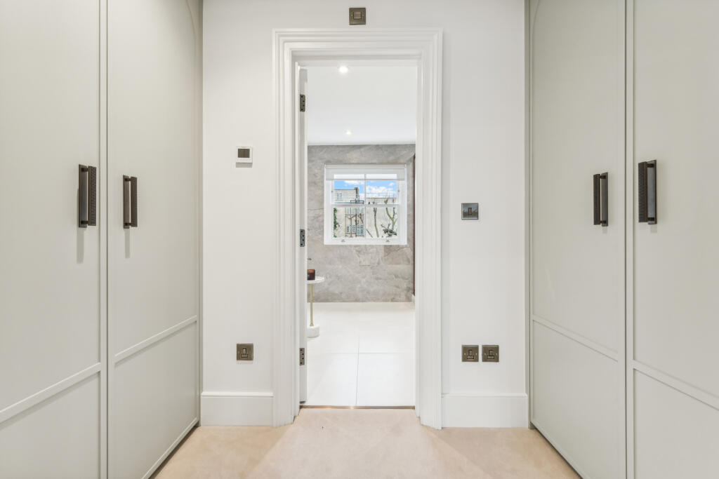 51283_KYC240471_L_IMG_21_0000