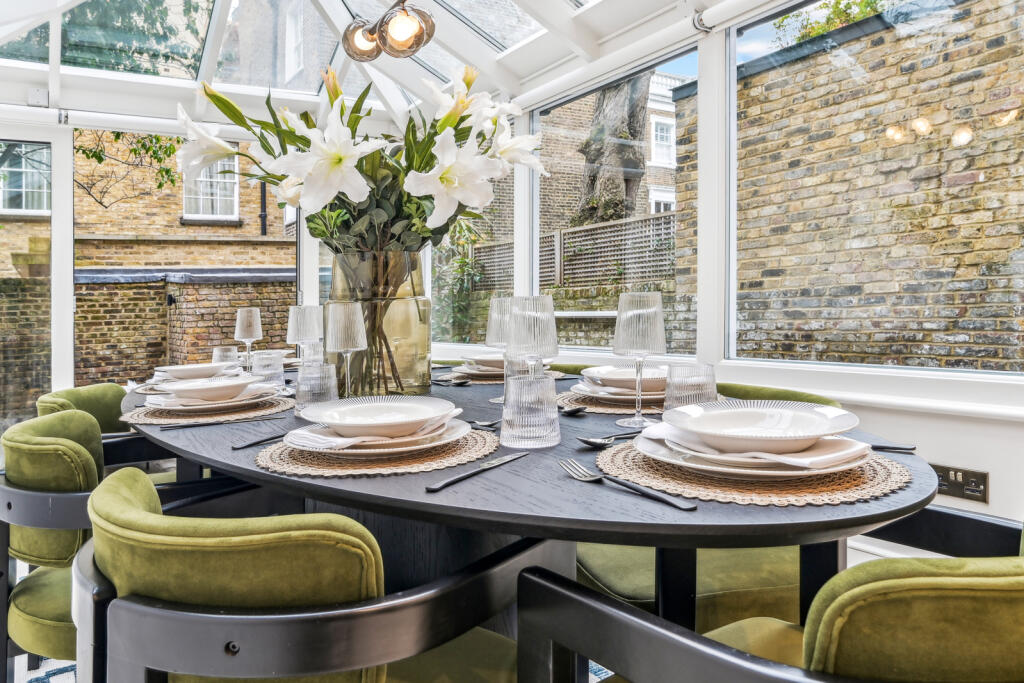 51283_KYC240471_L_IMG_22_0000