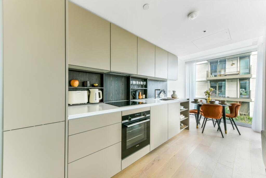 86071_BAQ012448870_IMG_02_0000