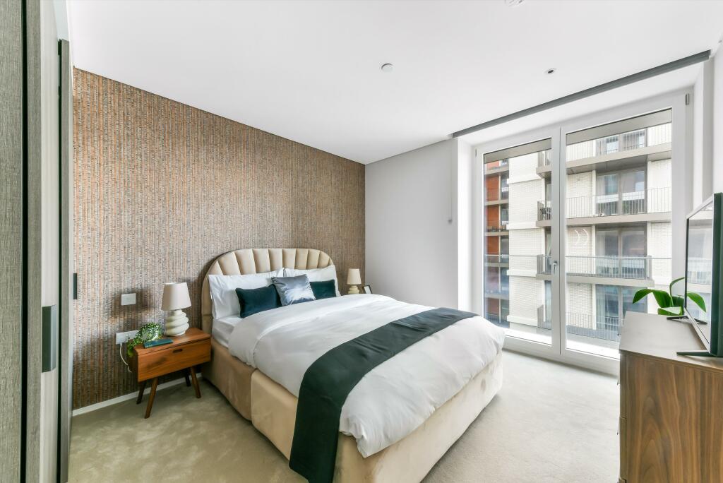 86071_BAQ012454206_IMG_04_0000