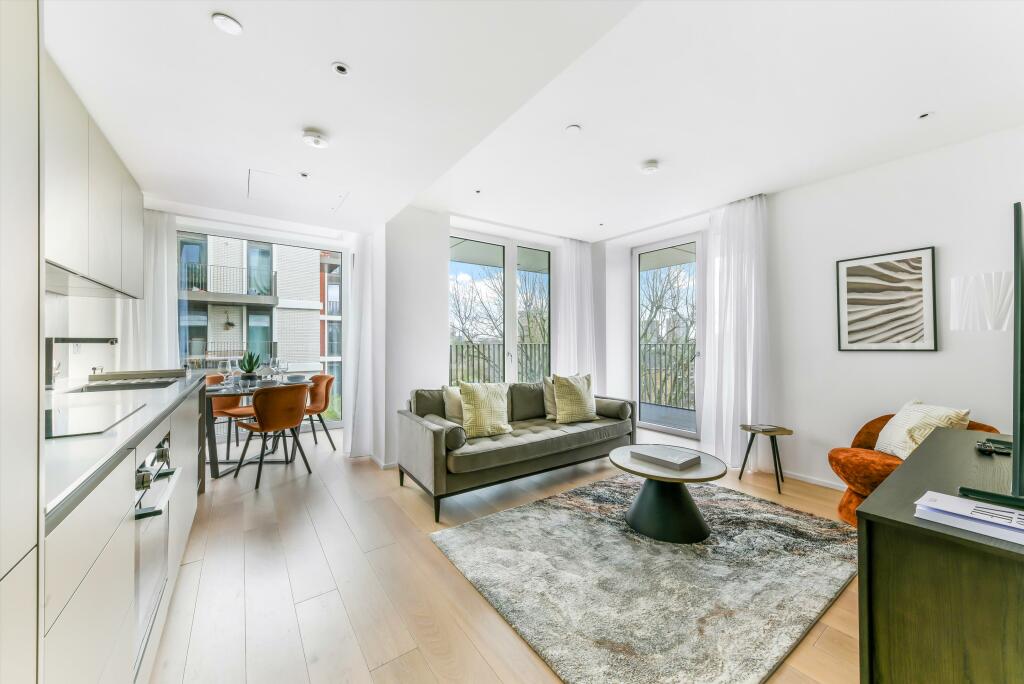 86071_BAQ012469807_IMG_03_0000