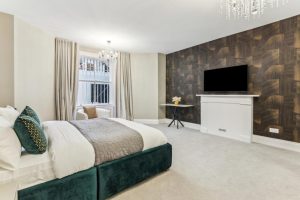 43428_KYC250001_L_IMG_02_0000