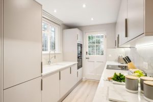 65875_KNQ012531019_IMG_02_0000