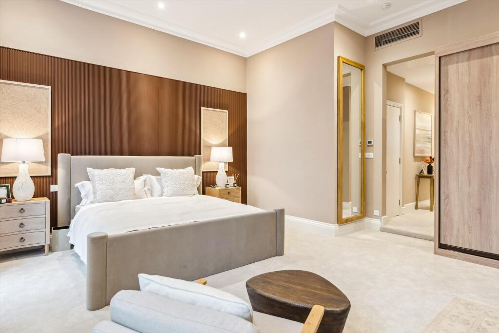 65875_KNQ012531019_IMG_08_0000