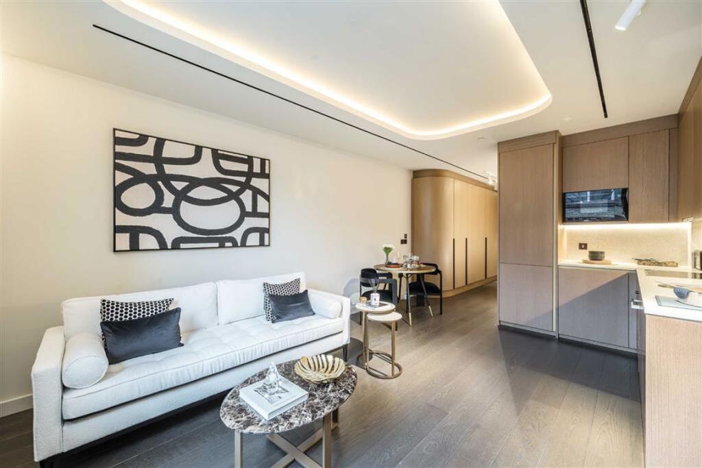 156875_33622194_IMG_01_0000