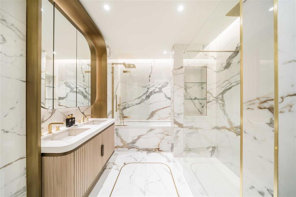 156875_33633854_IMG_08_0001