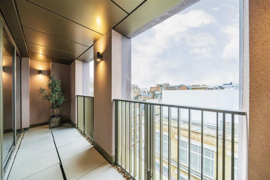 156875_33633854_IMG_09_0001