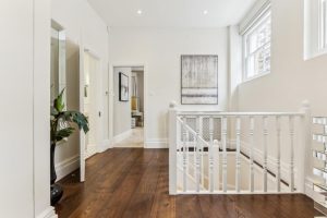 44510_KYC250016_L_IMG_05_0000