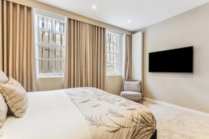 44510_KYC250016_L_IMG_12_0000