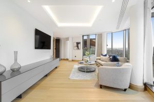 51322_KYC240485_L_IMG_06_0000