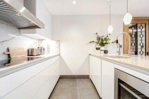 51322_KYC240485_L_IMG_12_0000