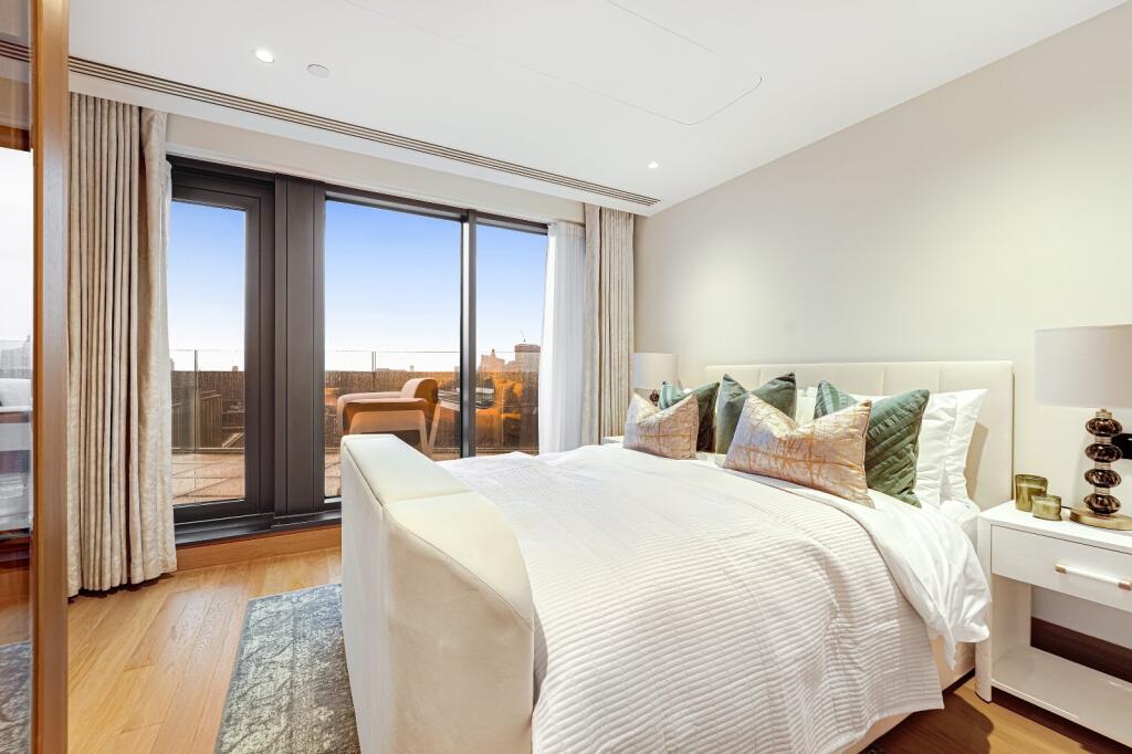 51322_KYC240485_L_IMG_15_0000