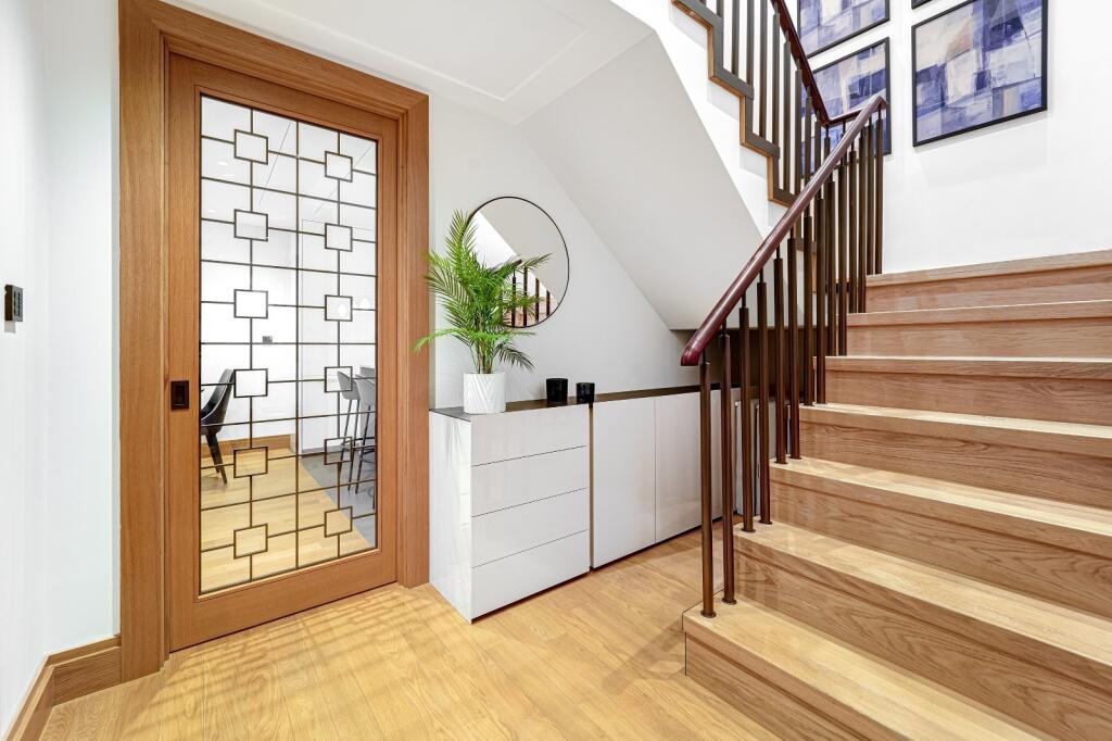 51322_KYC240485_L_IMG_16_0000