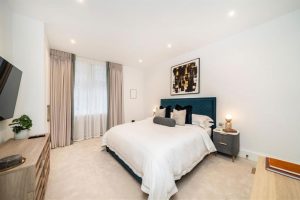 62293_33646911_IMG_04_0000