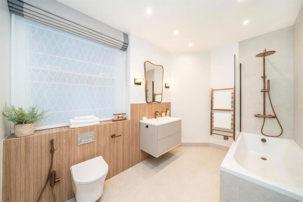 62293_33646911_IMG_08_0000