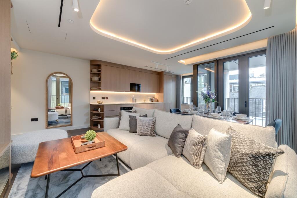 63025_KYC250032_L_IMG_02_0000