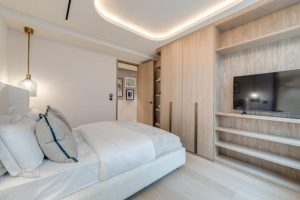 63025_KYC250033_L_IMG_11_0000