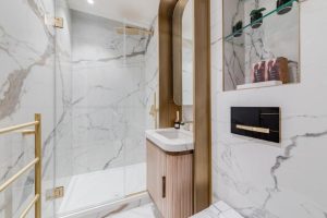 63025_KYC250033_L_IMG_12_0000