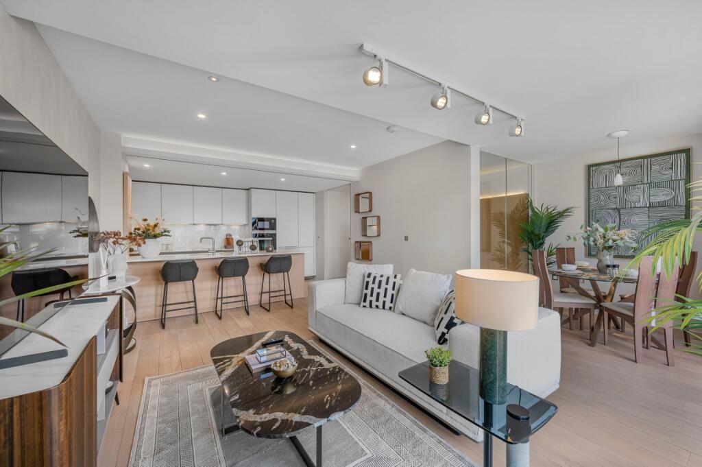 63025_KYC250037_L_IMG_00_0000