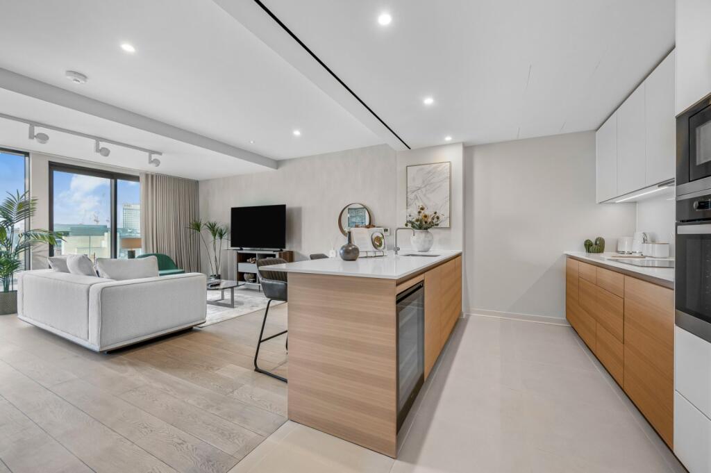 63025_KYC250037_L_IMG_03_0000