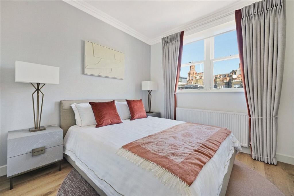 48618_KNI250056_L_IMG_04_0000