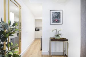 48618_KNI250061_L_IMG_12_0000