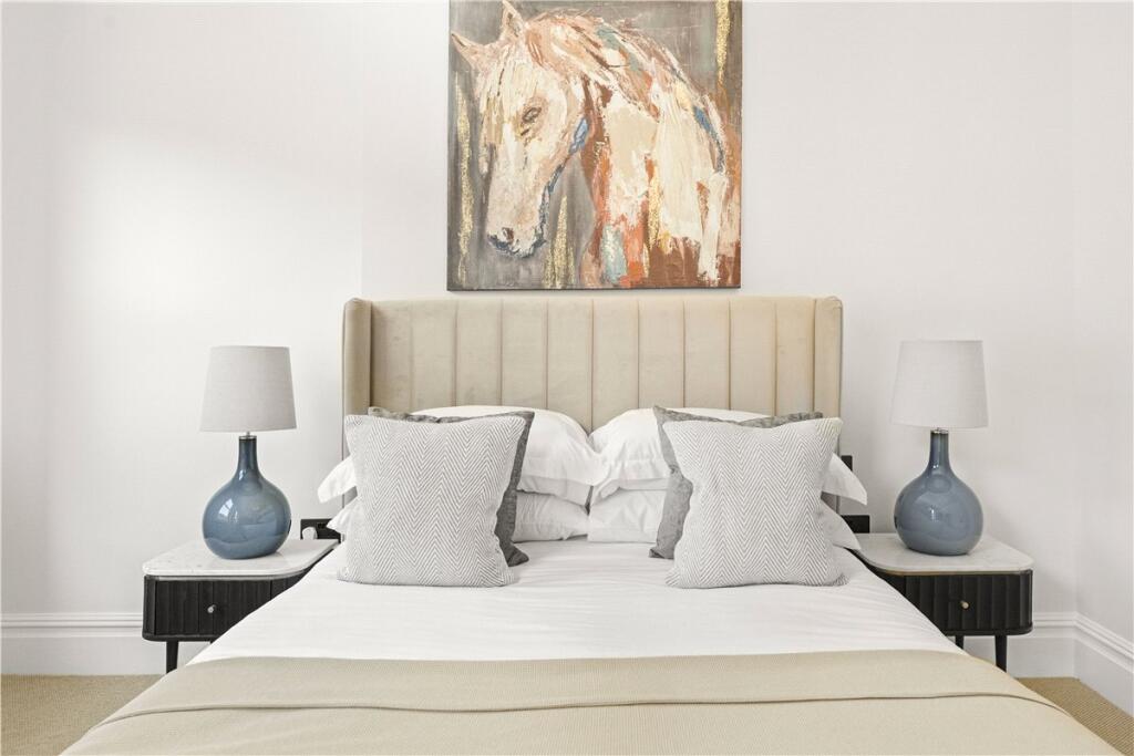 48618_KNI250072_L_IMG_03_0000