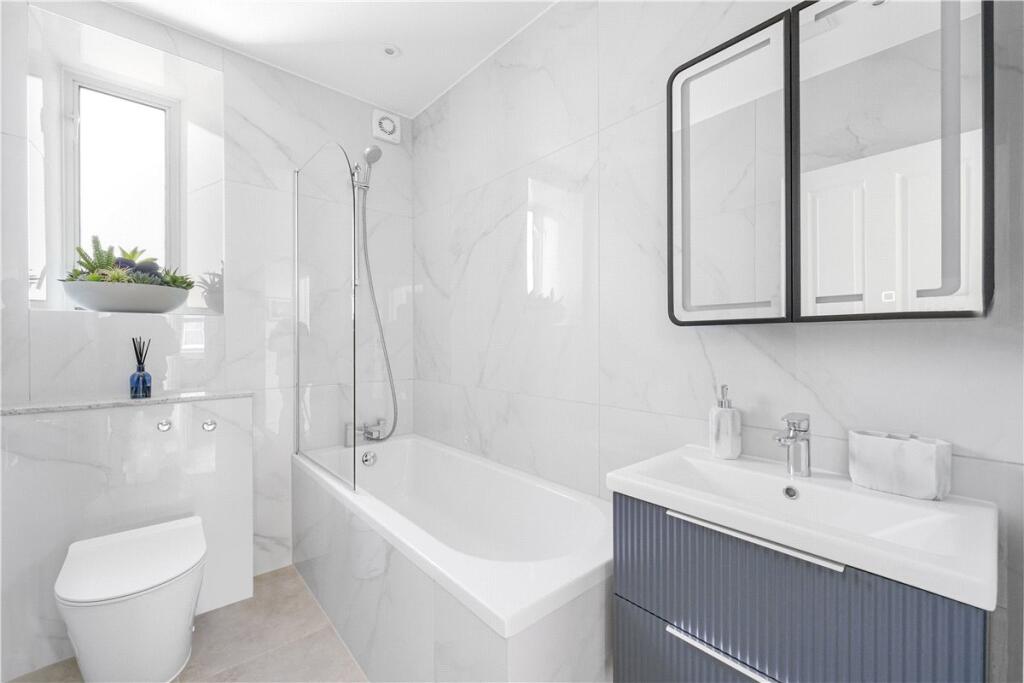 48618_KNI250073_L_IMG_05_0000