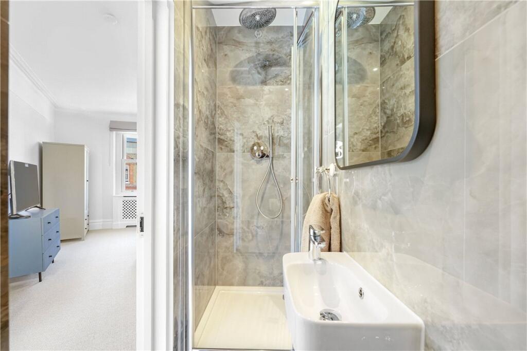 48618_KNI250073_L_IMG_06_0000