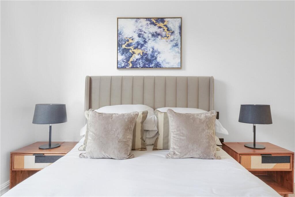 48618_KNI250073_L_IMG_15_0000