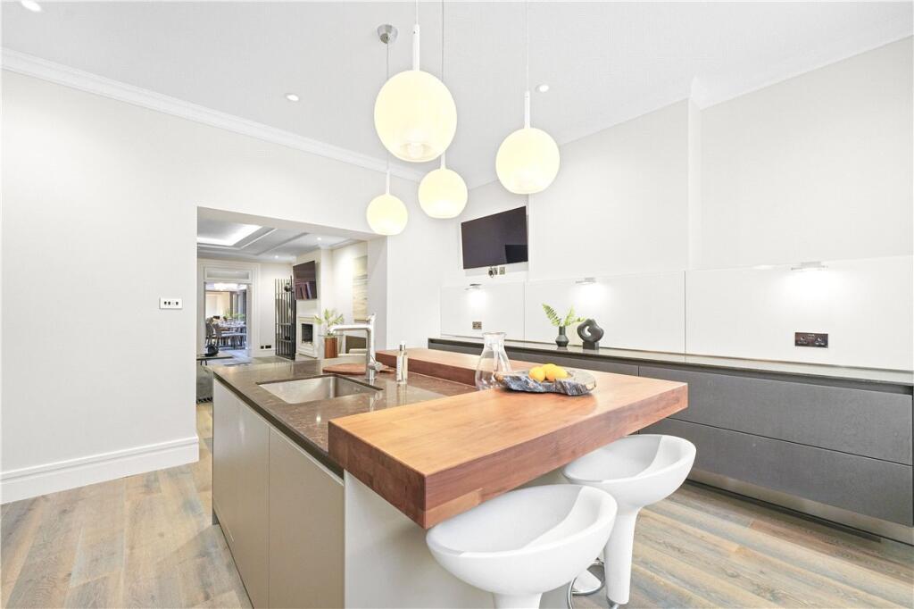 48618_KNI250082_L_IMG_17_0000