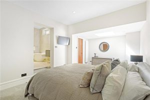 48618_KNI250082_L_IMG_24_0000