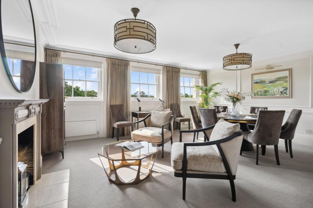 63031_KYC240468_L_IMG_00_0000