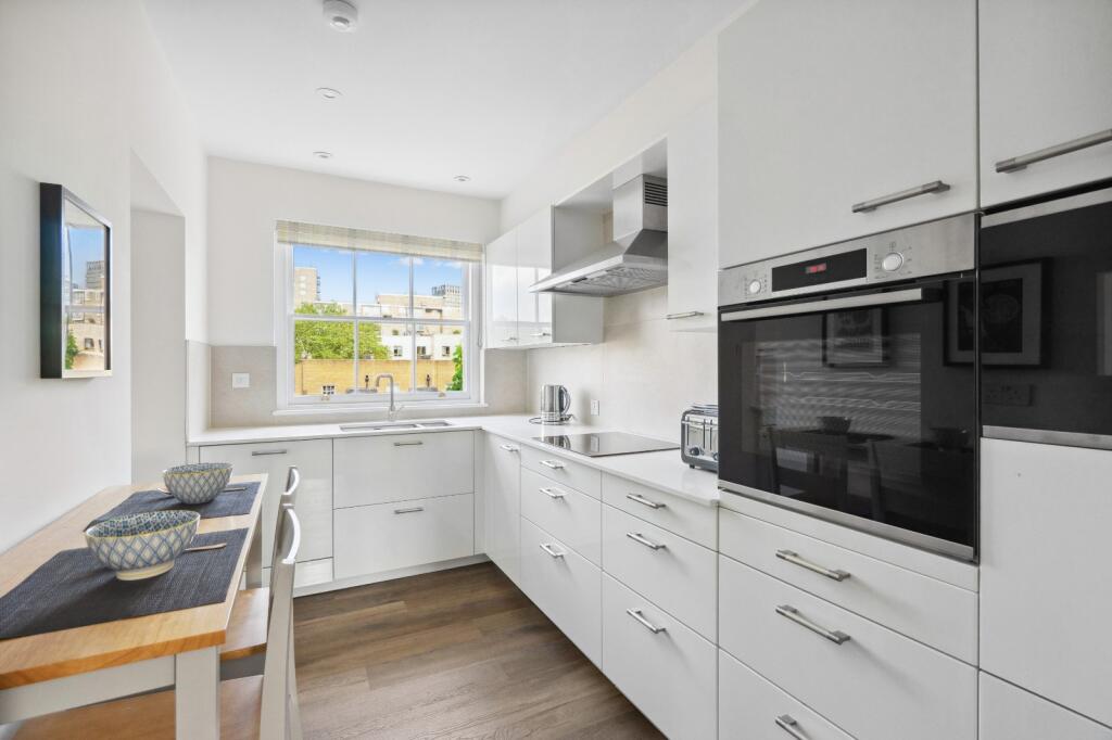 63031_KYC240468_L_IMG_08_0000