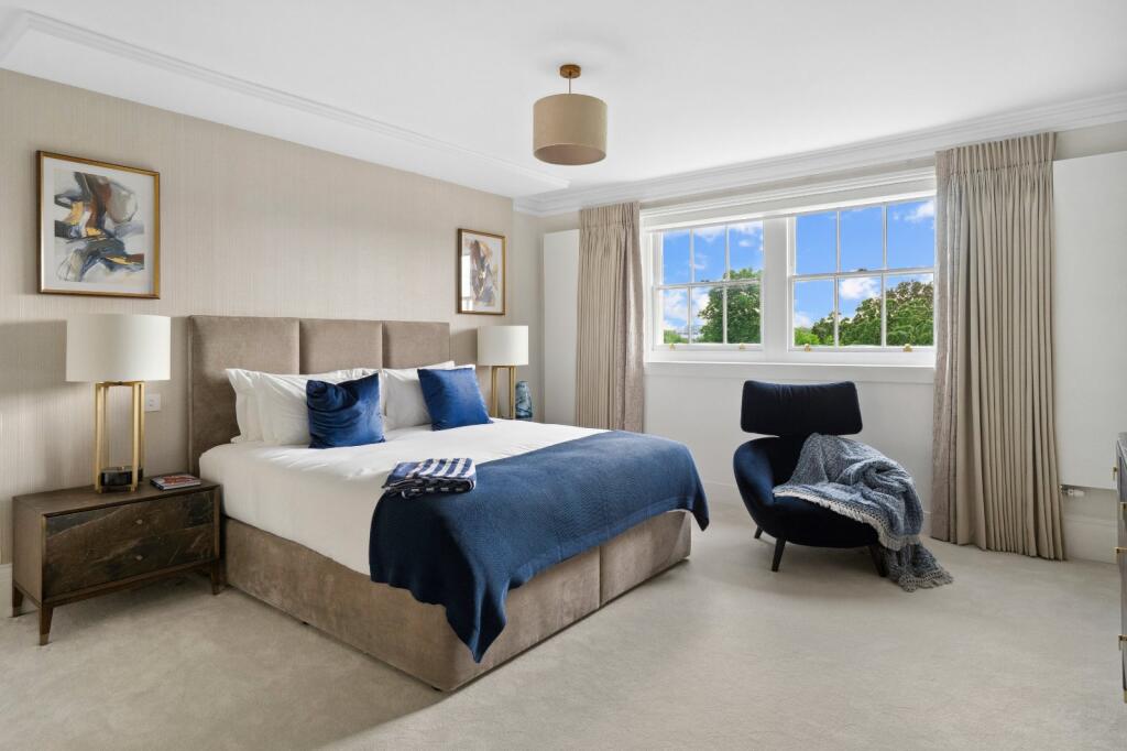 63031_KYC240468_L_IMG_13_0000