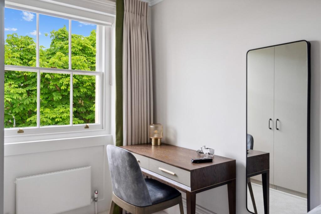 63031_KYC240468_L_IMG_14_0000