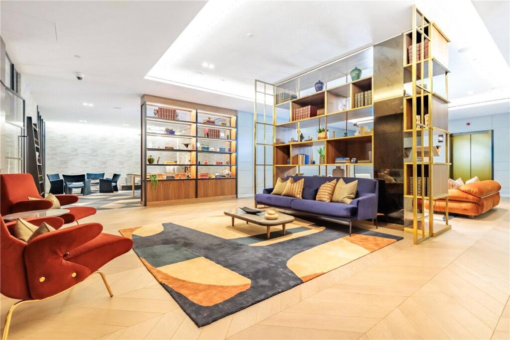 48606_MYL250041_L_IMG_11_0000